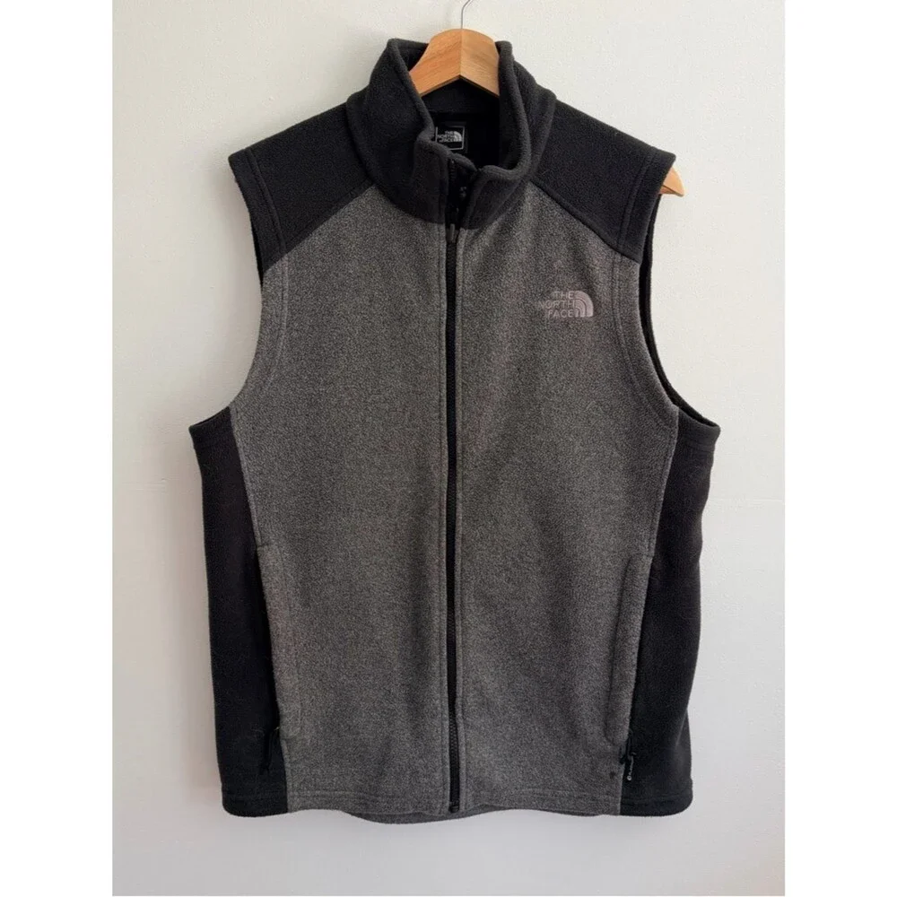 The North Face Fleece Vest Men's Medium Gray Black Full Zip Hiking Outdoor Zip